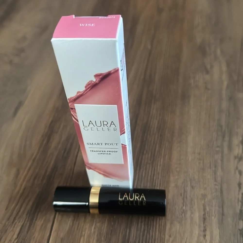 Laura Geller Smart Pout  Transfer Proof Lipstick Shade Wise